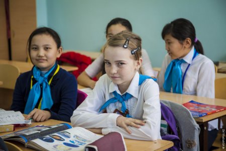 Уроки казахского: почему выпускникам русских школ они почти ничего не дали?