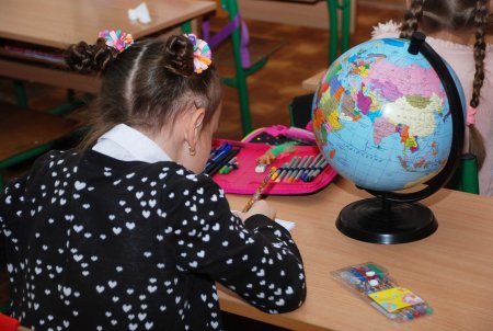 В Казахстане СОЧ и СОР довели детей до низкого уровня грамотности