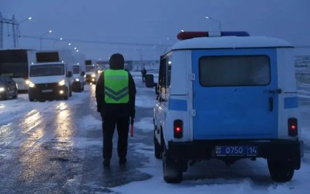 Түркістан және Жамбыл облыстарының аралығында жол жабылды.