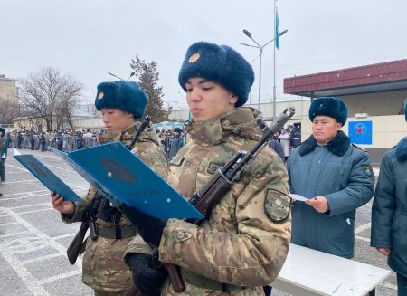 6) ШЫМКЕНТТЕ 400-ГЕ ЖУЫҚ, ЖАС САРБАЗ ОТАНЫНА АДАЛ БОЛУҒА АНТ БЕРДІ