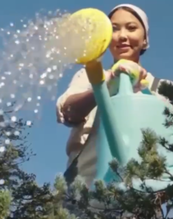 Гүл өсіруші бағбан — сұлулық пен сабырдың иесі