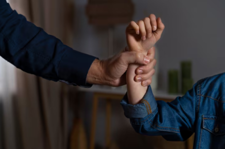 Шымкентте тұрмыстық зорлық-зомбылықтың алдын алу бойынша ауқымды акция өтті