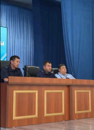 Встреча сотрудников полиции с студентами Политехнического колледжа в Шымкенте