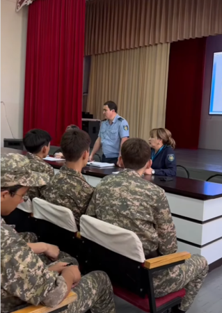 Профилактика суицида и правонарушений: в школе №30 города Шымкента состоялась встреча с учащимися