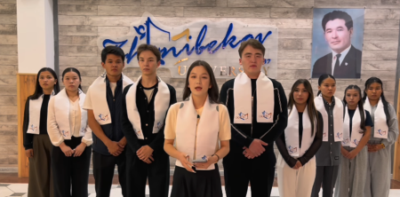 Студенты Южно-Казахстанского педагогического университета имени Узбекали Жанибекова приняли участие в челлендже «Мы против наркомании!» и посетили Международный казахско-турецкий университет имени Х. А. Ясави