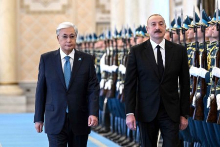 Мемлекет басшысы Әзербайжан Президентімен келіссөз жүргізді