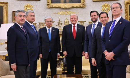 Құны 17 миллиард доллардан асатын келісімдер және көпжоспарлы кеңейтілген стратегиялық серіктестік: Қасым-Жомарт Тоқаев пен Дональд Трамптың Ақ үйдегі кездесуінің нәтижелері