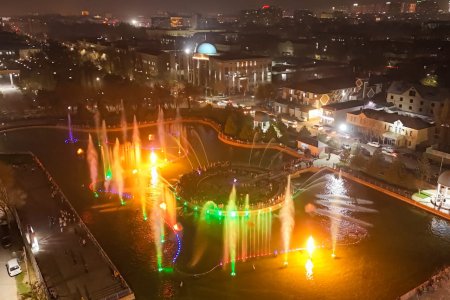 В Шымкенте состоялся запуск современного музыкально-огненного фонтана