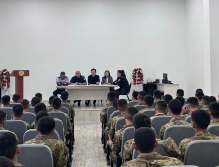 САБЫР РАХЫМОВ АТЫНДАҒЫ ӘСКЕРИ КОЛЛЕДЖДЕ ҰЛАНДАРМЕН ҚАУІПСІЗДІК ТАҚЫРЫБЫНДА ТҮСІНДІРУ КЕЗДЕСУІ ӨТТІ