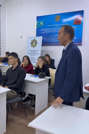 М.Әуезов атындағы Оңтүстік Қазақстан университетінде «Болашақ прокурор кеңістігі» кабинетінде кездесу өтті