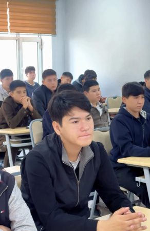 «Нашақорлық пен маскүнемдіктің зиянын біл, өміріңді сақта!» тақырыбындағы ақпараттық-түсіндіру іс-шарасы Отырар Коллелж білім ордамызда студенттер арасында өткізілді