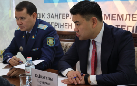 Төлеби аудандық Мәдениет үйінде өткен «Халық заңгері» республикалық акциясы өтті