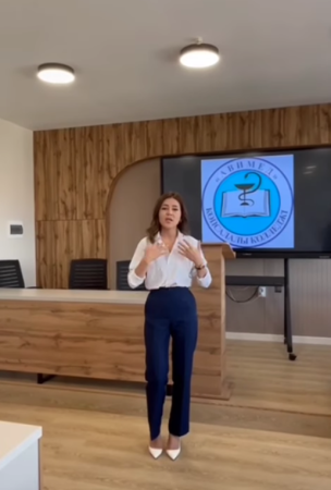 Шымкентте полицейлер колледж «Авимед көпсалалы колледжі» студенттерімен кездесті