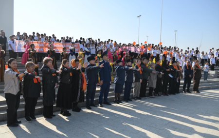 Абай ауданында «Зорлық-зомбылықсыз 16 күн» акциясы аясында флешмоб ұйымдастырылды