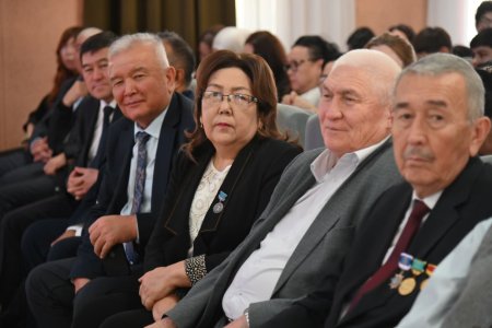 Новая Конституция обеспечит устойчивое развитие страны