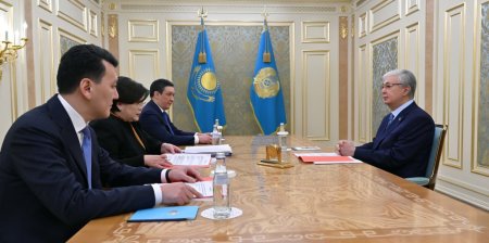 ЖАҢА КОНСТИТУЦИЯ: ПРЕЗИДЕНТ ИНСТИТУТЫНДАҒЫ ӨЗГЕРІСТЕР МЕН ТЕПЕ-ТЕҢДІК ТЕТІКТЕРІ