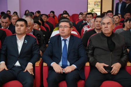 Шымкент: Әл-Фараби ауданы тұрғындарымен жаңа Конституцияны түсіндіру бойынша кездесу өтті