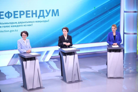 Политические партии страны поддерживают проект новой Конституции