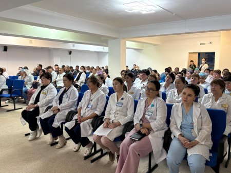 АҚ ХАЛАТТЫЛАРҒА АТА ЗАҢНЫҢ ЖАҢА МАЗМҰНЫ ТҮСІНДІРІЛДІ