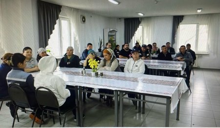 Шымкент: «Зерде Керамика» ЖШС-де жаңа Конституция жобасы түсіндірілді