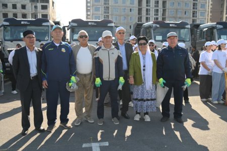Шымкент: Абай ауданында «Таза Қазақстан» акциясы өтті