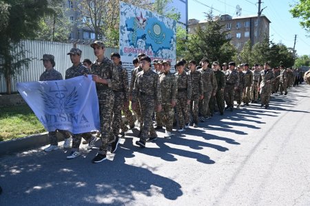 Армия – шыдамдылық пен тәртіп мектебі⁣⁣⠀