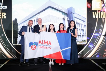 Абай философиясына негізделген қазақстандық білім беру моделі Азиядағы ең үздік деп танылды: AlmaU THE Awards Asia 2026 сыйлығын иеленді