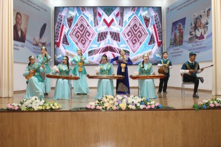 В Шымкенте наградили лучших школьников ко Дню национальной книги