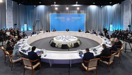 Қасым-Жомарт Тоқаев экономиканы цифрландыру тиімділігін арттыру үшін өлшемді көрсеткіштер қажет екенін еске салды
