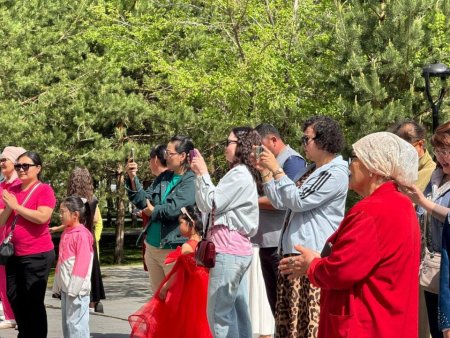 «Таза Қазақстан»: в Астане прошли праздничный концерт и выставка
