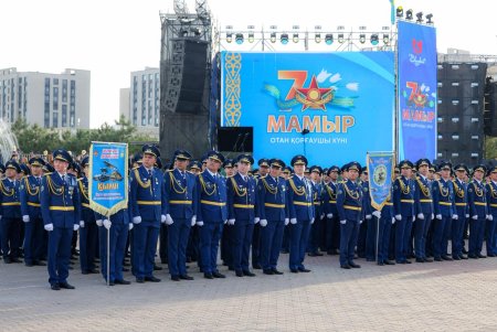 В Шымкенте прошло масштабное праздничное мероприятие, посвящённое Дню защитника Отечества