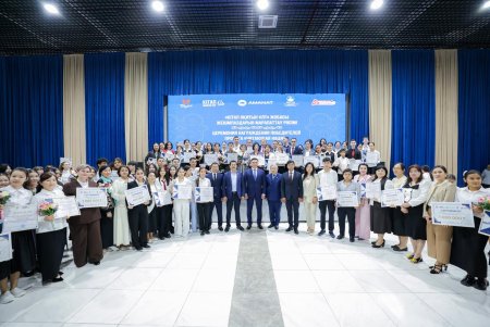 Шымкентте «Кітап оқитын ұлт» жобасының жеңімпаздары марапатталды