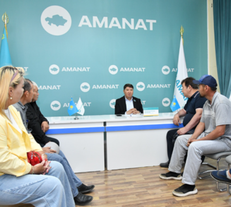 «AMANAT» партиясының «Құқықтық көмек» жобасы: Шымкент тұрғындары жылдар бойы шешілмеген мәселелерін айтты