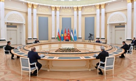Президент встретился с председателями верховных судов стран – участниц Организации тюркских государств