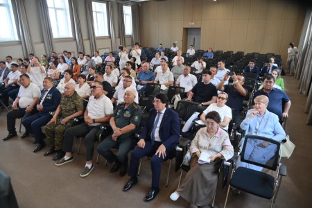 Встреча с неправительственными организациями   «От новой Конституции Казахстана к конкретному шагу: социальное единство и правопорядок в эпоху реформ»