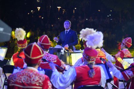 Ұлттық домбыра күнінде Шымкентті әсем әуен тербеп тұрды