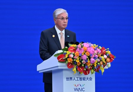 ПРЕЗИДЕНТТІҢ ПІКІРІНШЕ, ЖИ ЭКОНОМИКА, САУДА ЖӘНЕ ЖАҺАНДЫҚ ӨЗАРА БАЙЛАНЫСТЫҢ БОЛАШАҒЫН АЙҚЫНДАЙТЫН, ТОЛЫҚҚАНДЫ ИНФРАҚҰРЫЛЫМЫ БАР САЛАҒА АЙНАЛЫП КЕЛЕДІ