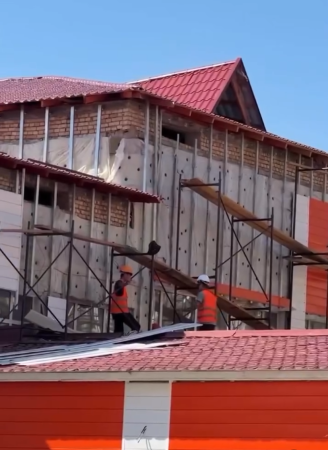 Қала әкімі екі мектептегі күрделі жөндеу жұмыстарын тексеріп, инфрақұрылым жаңарту мәселелерін жан-жақты қарады