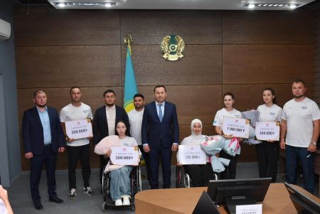 ҚАЛА ӘКІМІНІҢ ОРЫНБАСАРЫ САДАҚ АТУШЫЛАРДЫ МАРАПАТТАДЫ