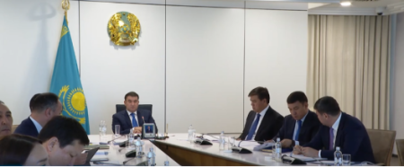 Түркістан облысы денсаулық сақтауды нығайтуда: егілуден бастап бюджет бақылауына дейін
