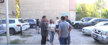 Шымкенттің «Шығыс» шағынауданындағы жер дауы: тұрғындар мен бизнес арасындағы шиеленіс